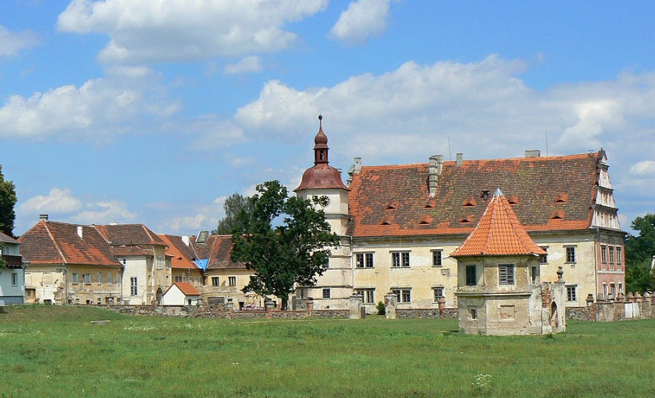 Schloss Kronporitschen, Červené Poříčí, Czech Republic (Czechia)